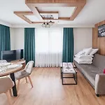 公寓 L Z Sauna, Sun & Snow